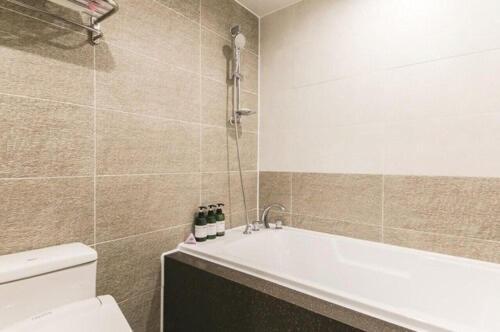 Hotel Chicago Changwon Exterior photo
