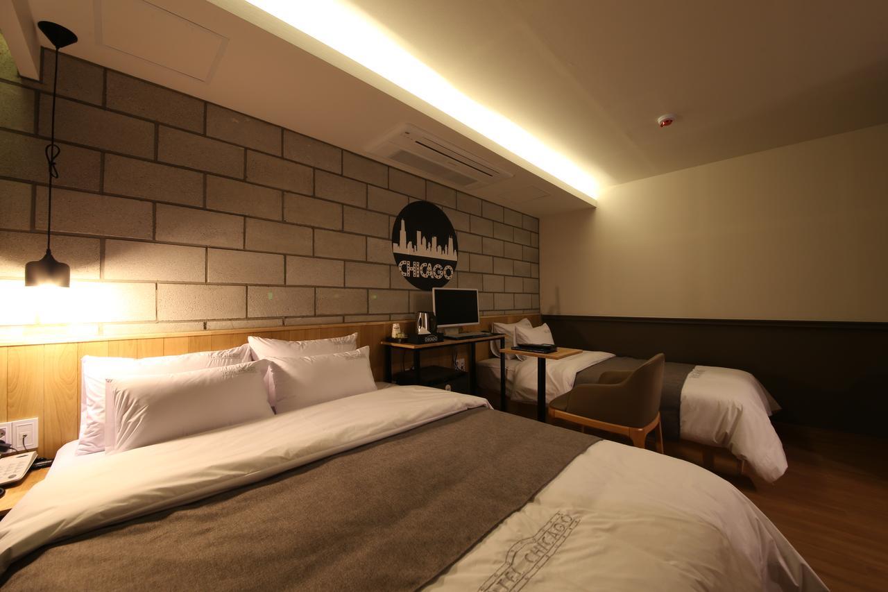 Hotel Chicago Changwon Exterior photo